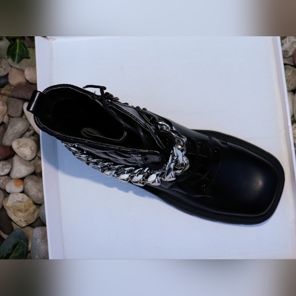 Nasty Gal Black Faux Leather Chunky Gothic Chain Lace-Up Boots - Picture 2 of 9